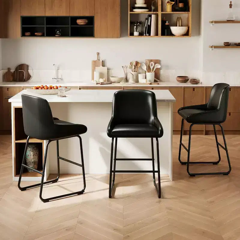 Set di 3/4 sgabelli da bar in similpelle per bancone, altezza seduta 26.5, schienale imbottito ergonomico e poggiapiedi, robusta struttura in metallo, senza braccioli