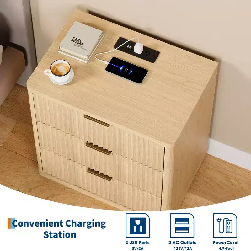 Comodino con 3 cassetti, comodino scanalato con presa elettrica, in legno chiaro con contenitore per camera da letto e soggiorno, salvaspazio