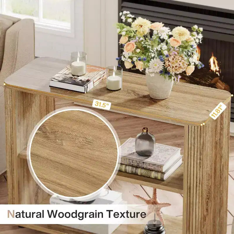 Tavolino laterale stretto, tavolino a 3 ripiani con ripiani contenitori, comodino in stile rustico per camera da letto, soggiorno, spazi piccoli, accanto al divano, color legno naturale