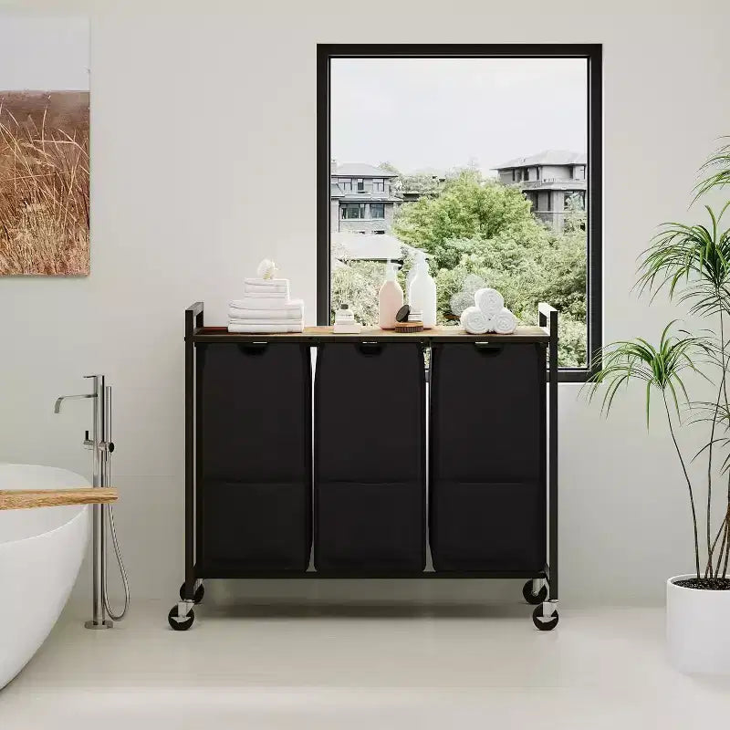 Cesto portabiancheria con ripiano e 3 sacche estraibili rimovibili, carrello portabiancheria da 120L con struttura in metallo per il bagno